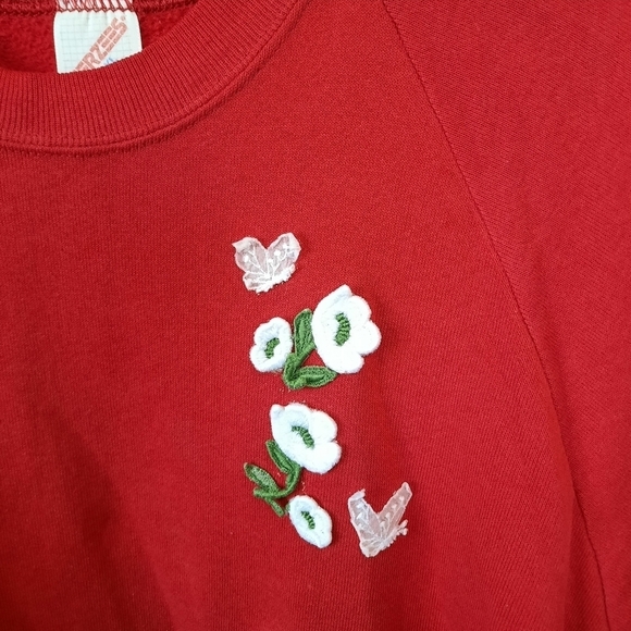 Vintage Jerzees red short sleeve floral applique crewneck sweatshirt - Picture 5 of 8